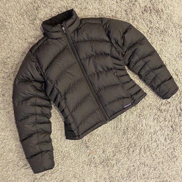 Patagonia Jackets & Blazers - Patagonia Women’s Down Puffer Jacket in Black Size L